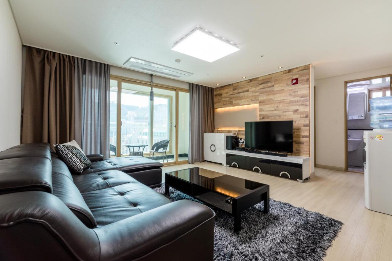 Js Residence Hotel Okpo Кодже Экстерьер фото