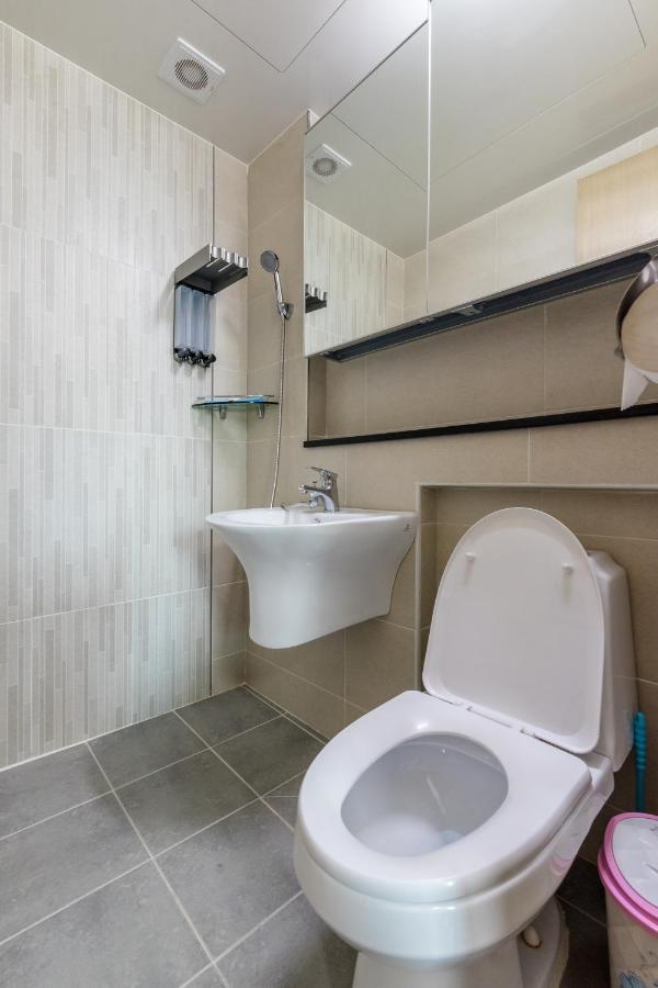 Js Residence Hotel Okpo Кодже Экстерьер фото